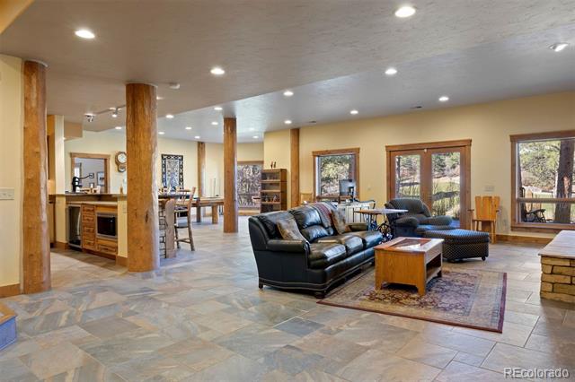 6833 Yampa Drive
