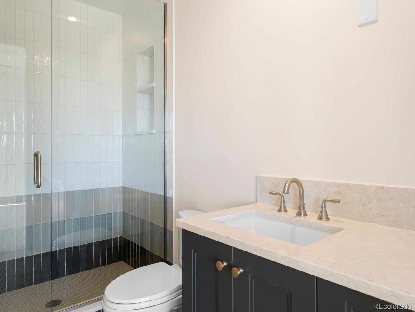 6198 Oxford Peak Lane