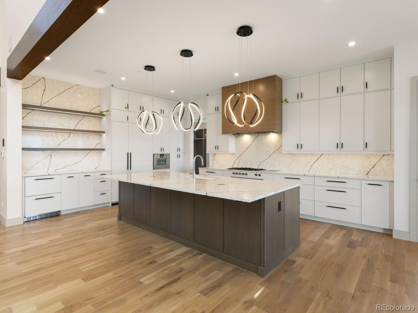 6198 Oxford Peak Lane