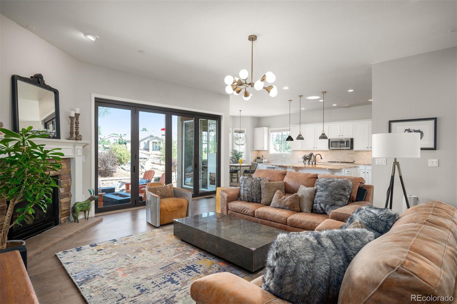 1599 Knotty Pine Way