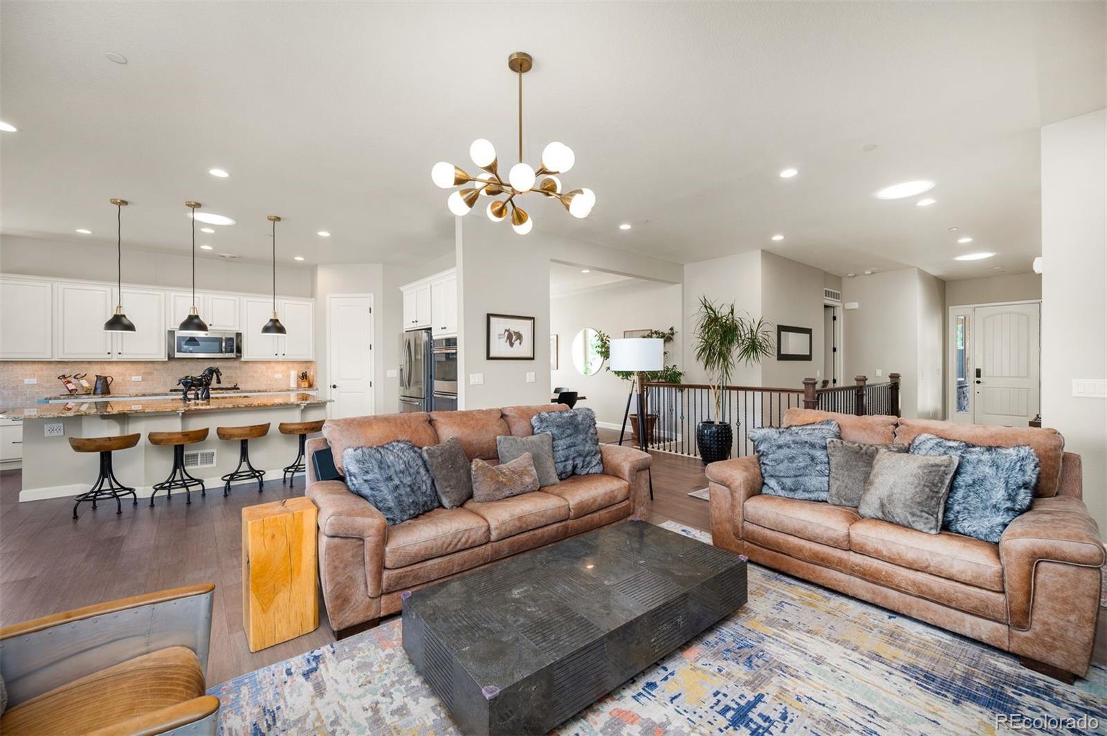 1599 Knotty Pine Way