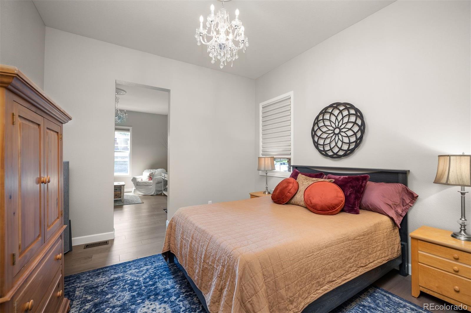 1599 Knotty Pine Way