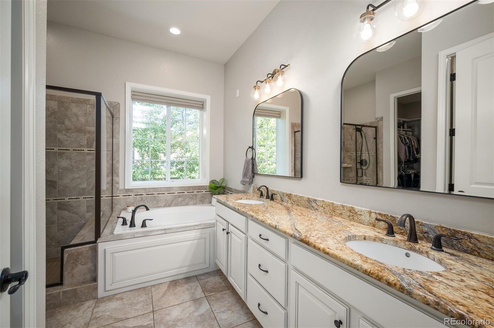 1599 Knotty Pine Way