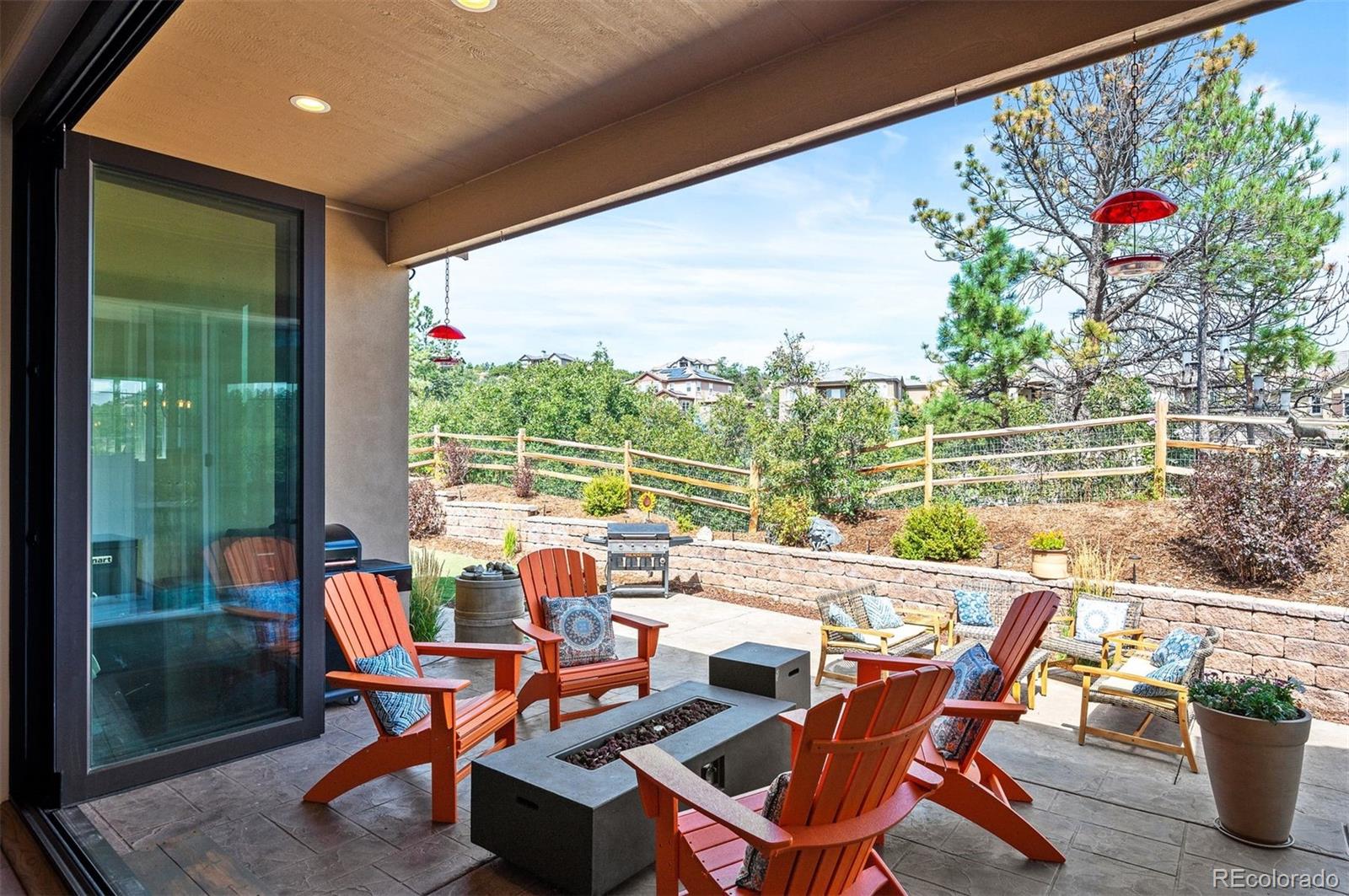 1599 Knotty Pine Way