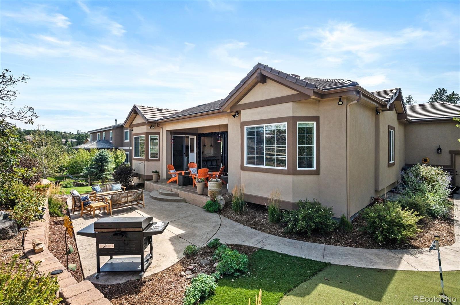 1599 Knotty Pine Way