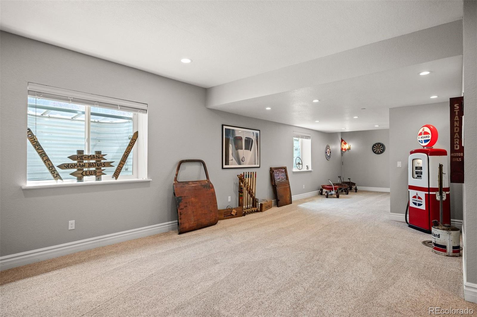 1599 Knotty Pine Way