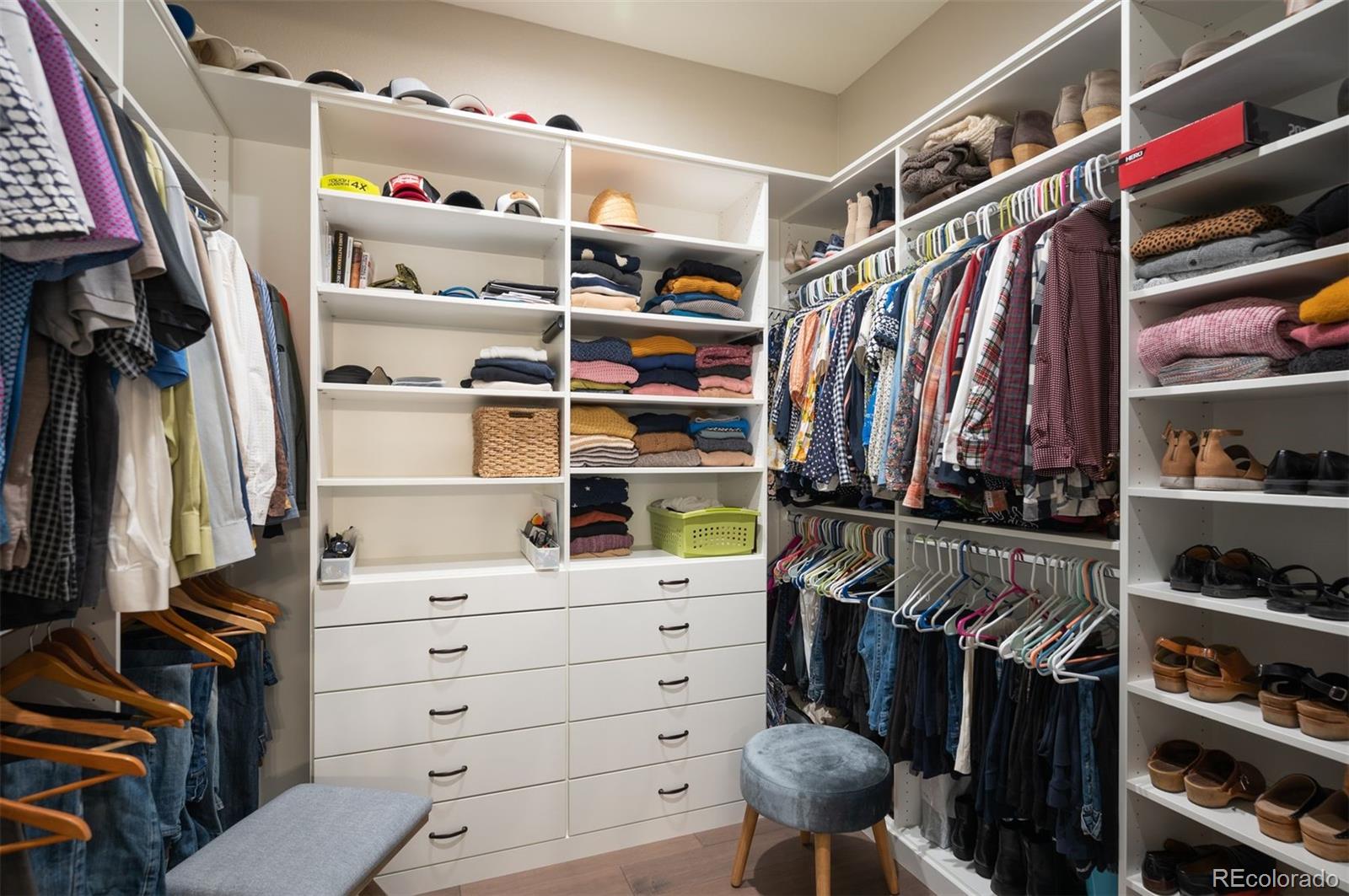 1599 Knotty Pine Way