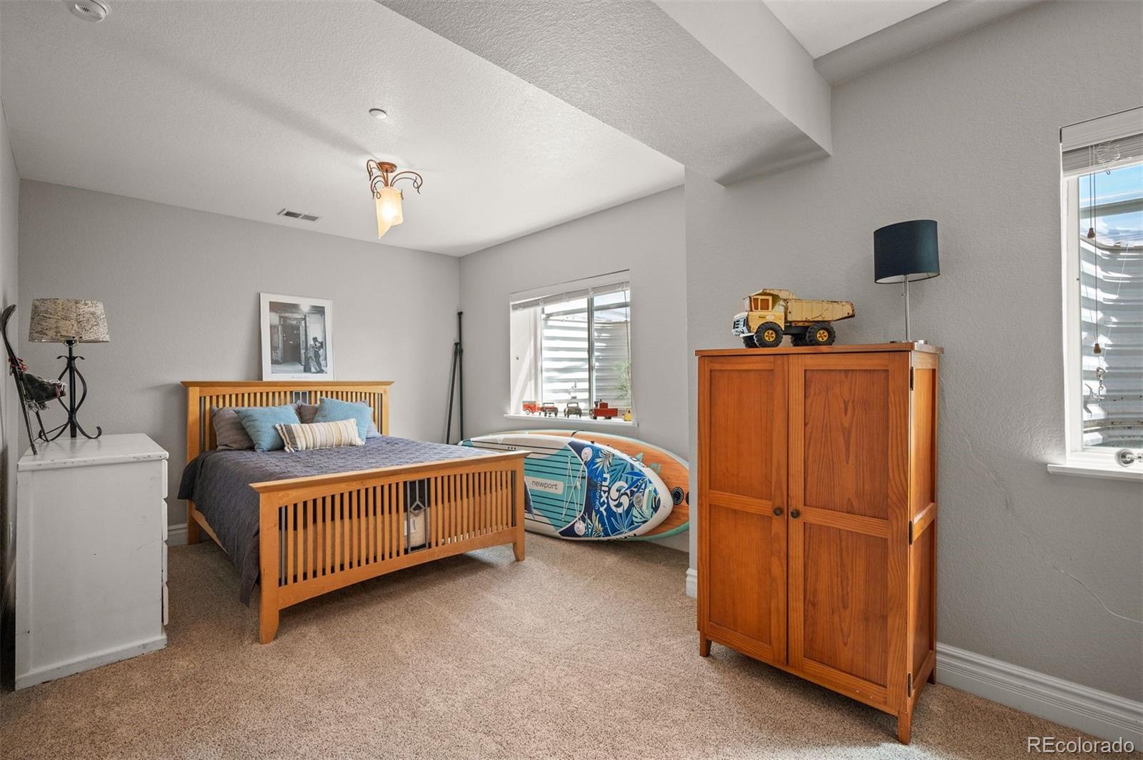 1599 Knotty Pine Way