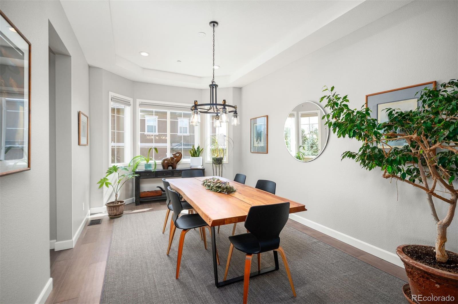 1599 Knotty Pine Way