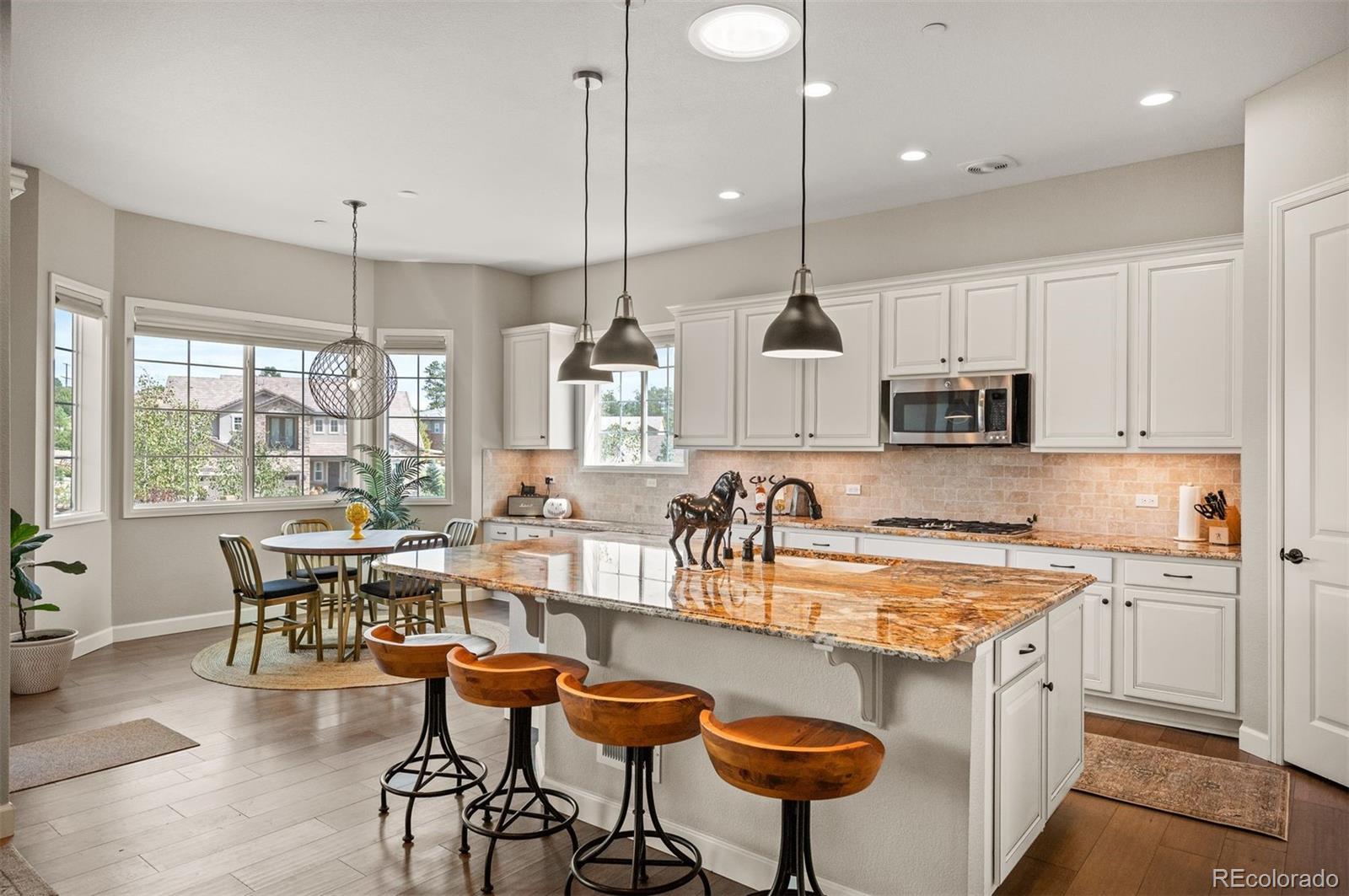 1599 Knotty Pine Way