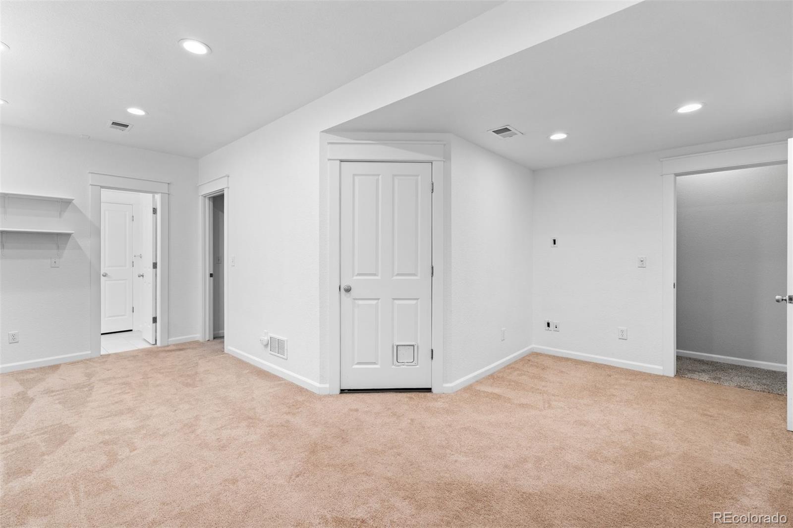 8502 E 29th Place