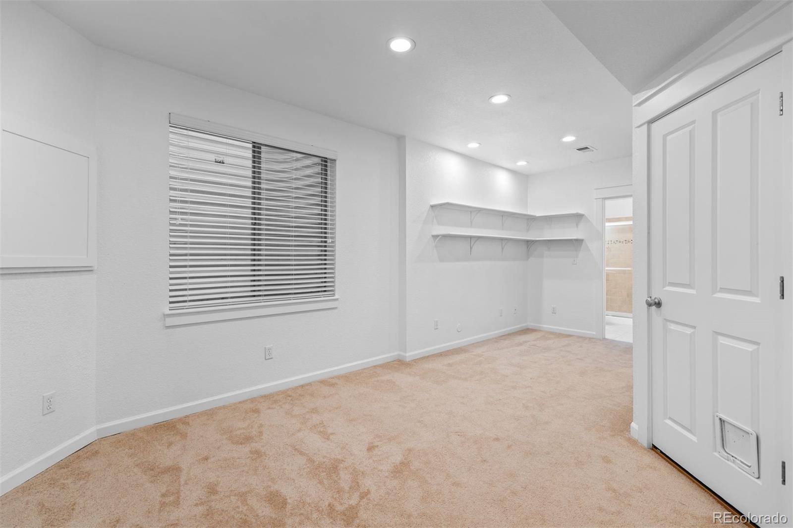 8502 E 29th Place