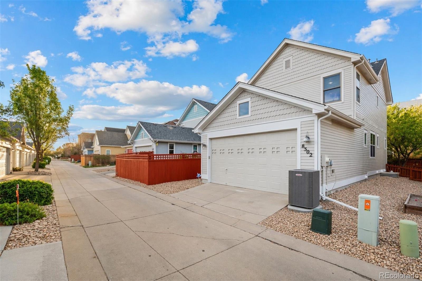 8502 E 29th Place
