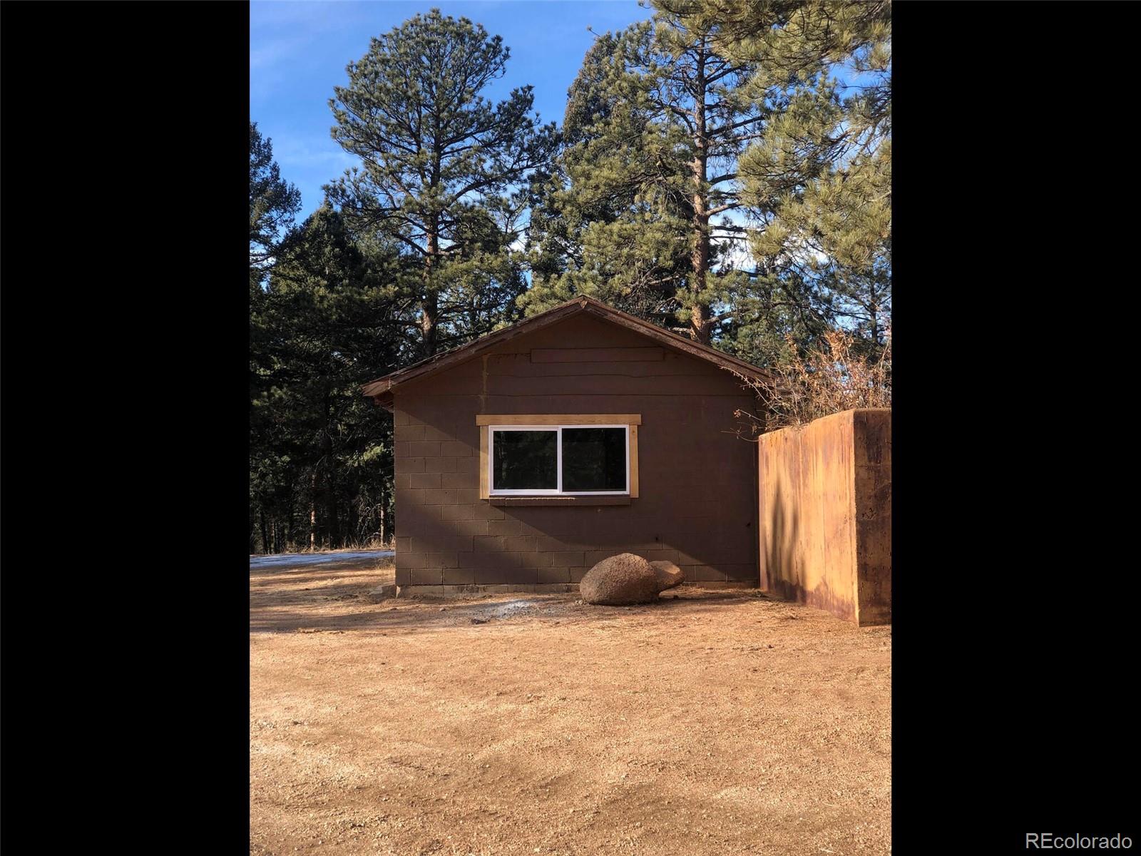 104 N County Highway 67