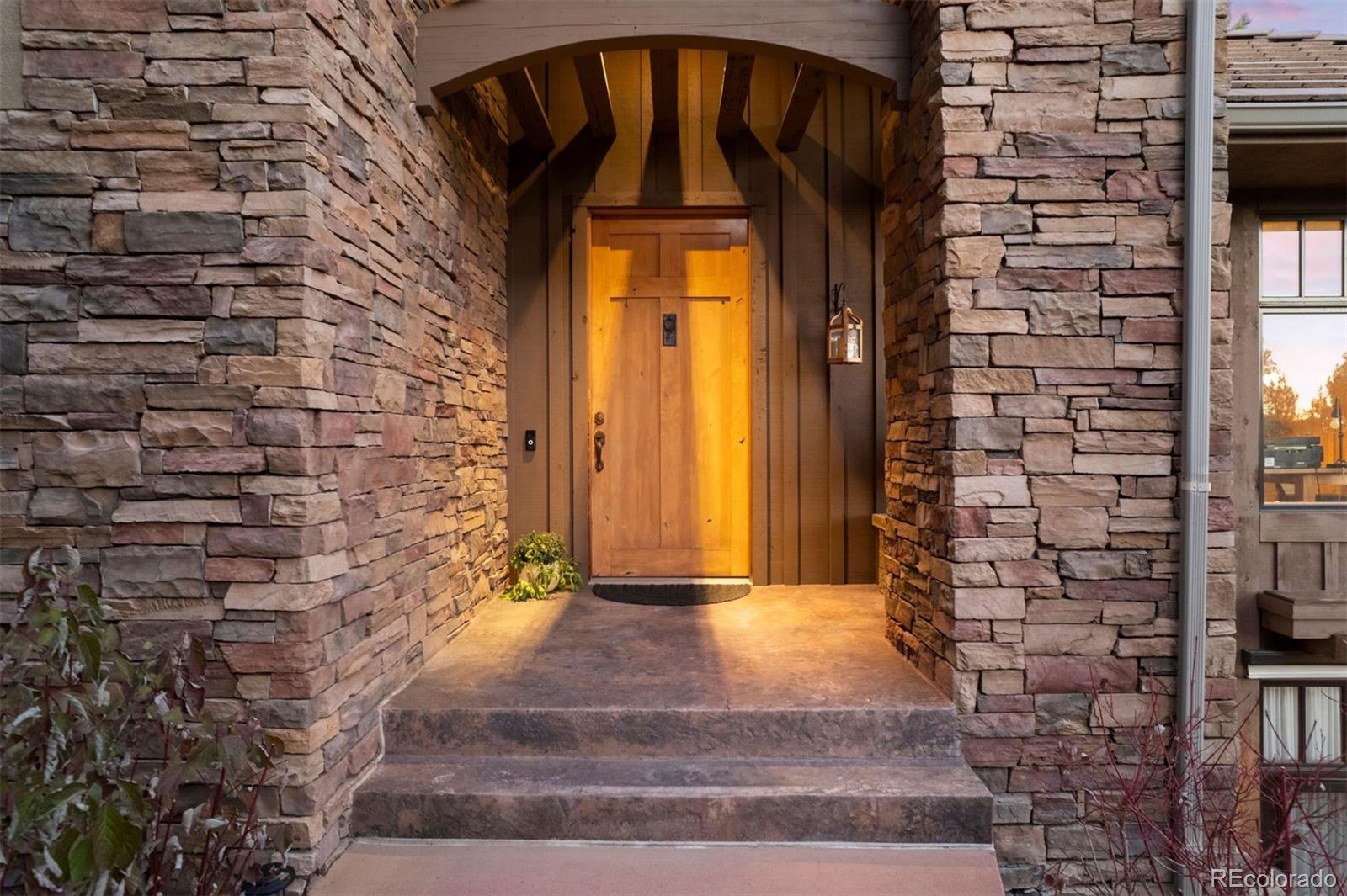 633 Castle Pines Drive S