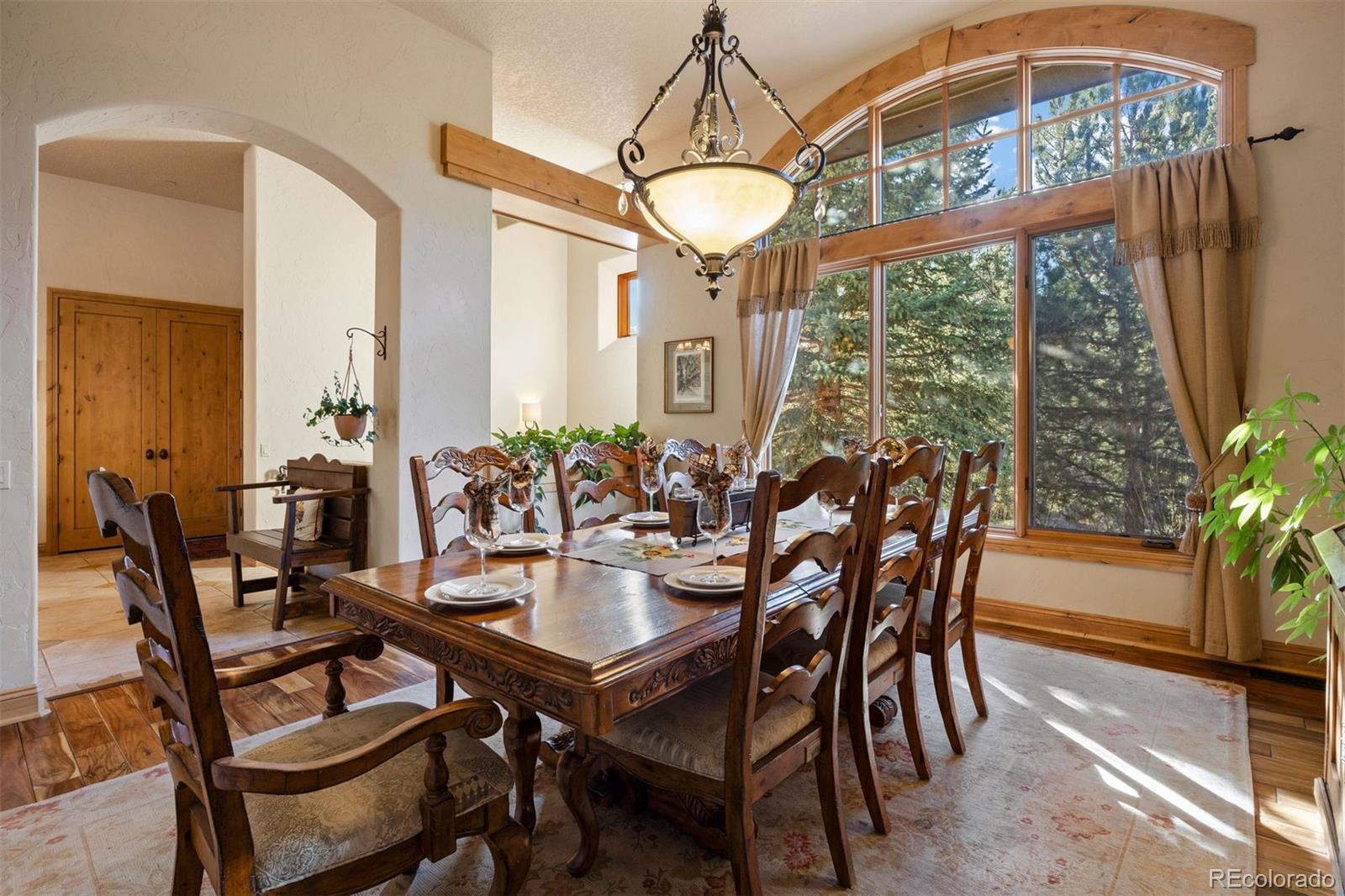 633 Castle Pines Drive S