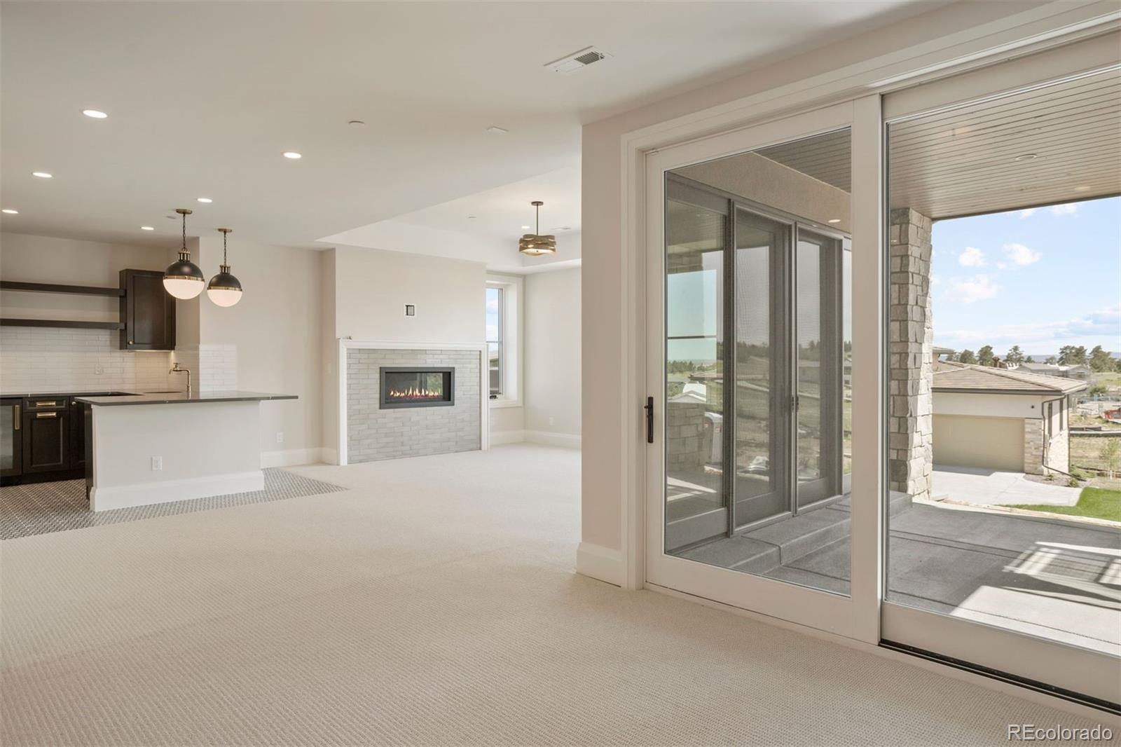 6195 Oxford Peak Lane