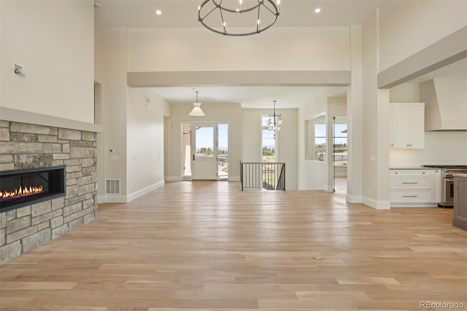 6195 Oxford Peak Lane