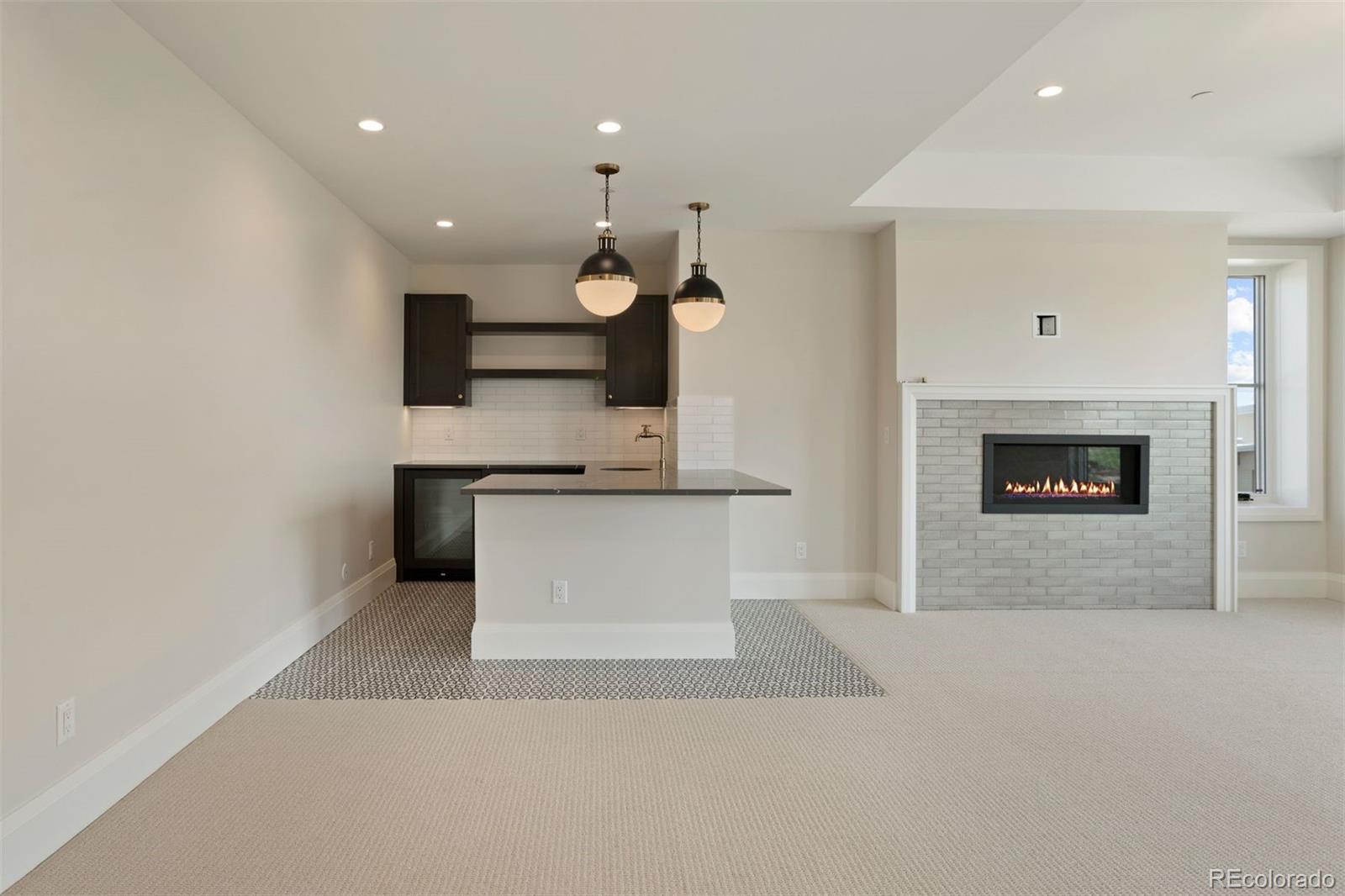 6195 Oxford Peak Lane