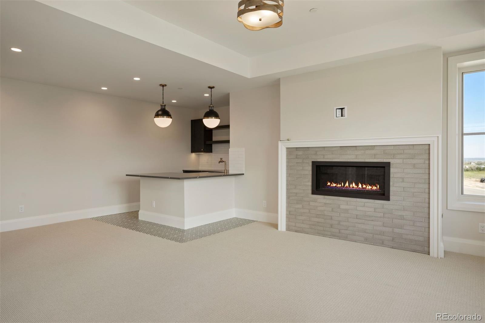 6195 Oxford Peak Lane