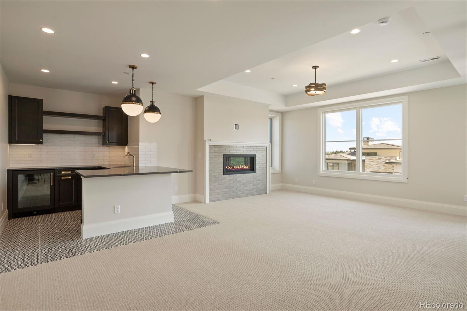 6195 Oxford Peak Lane