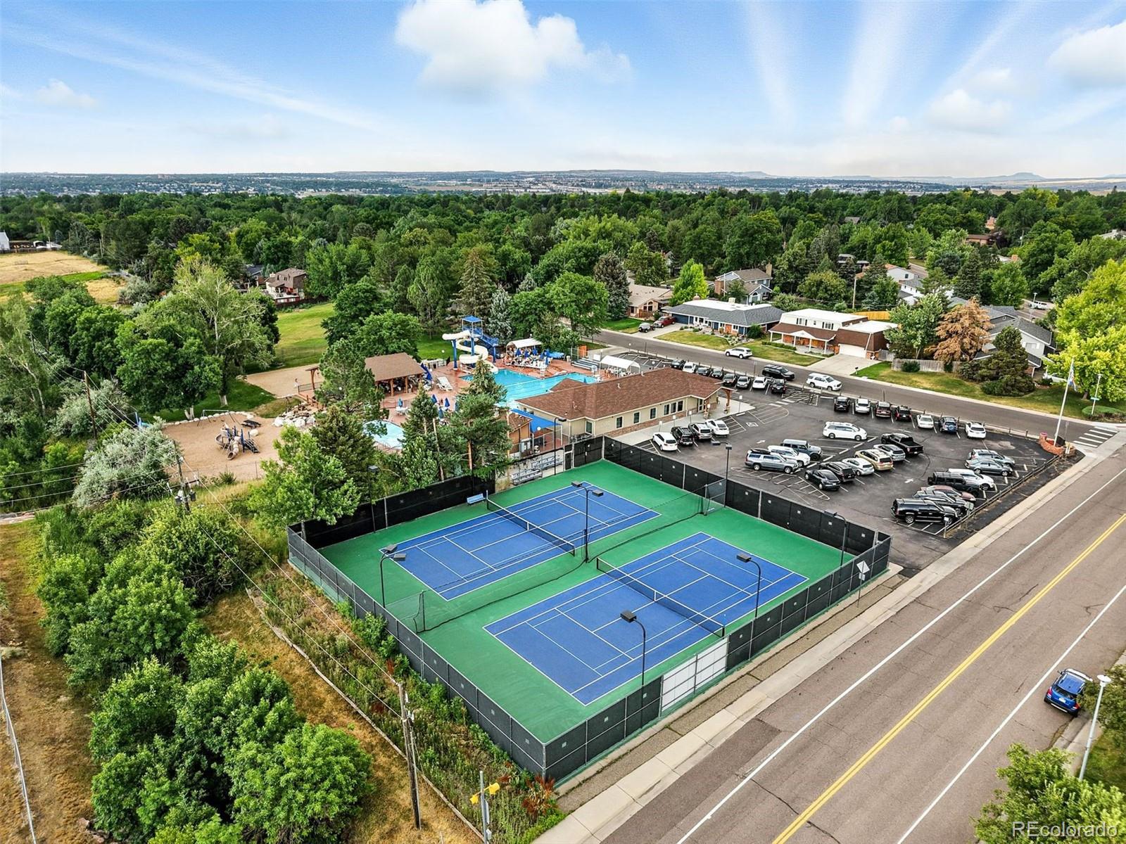 6419 W Roxbury Drive