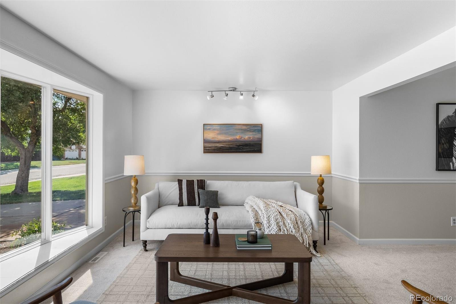 6419 W Roxbury Drive