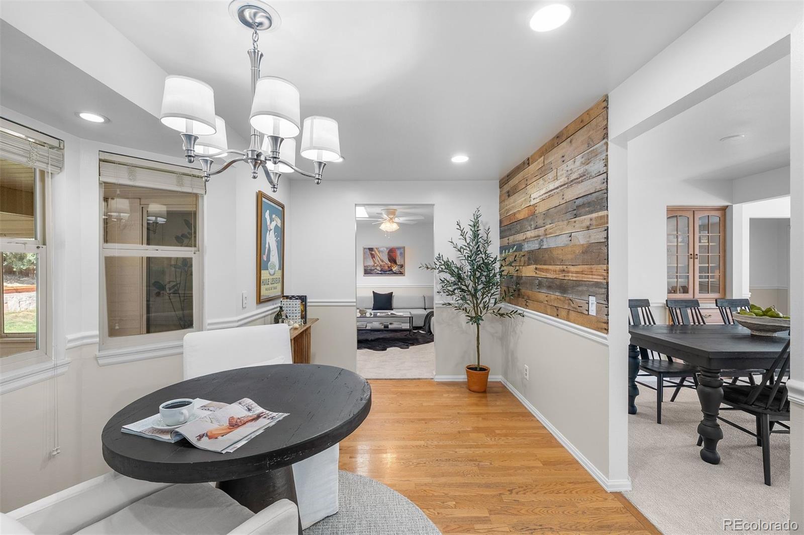 6419 W Roxbury Drive