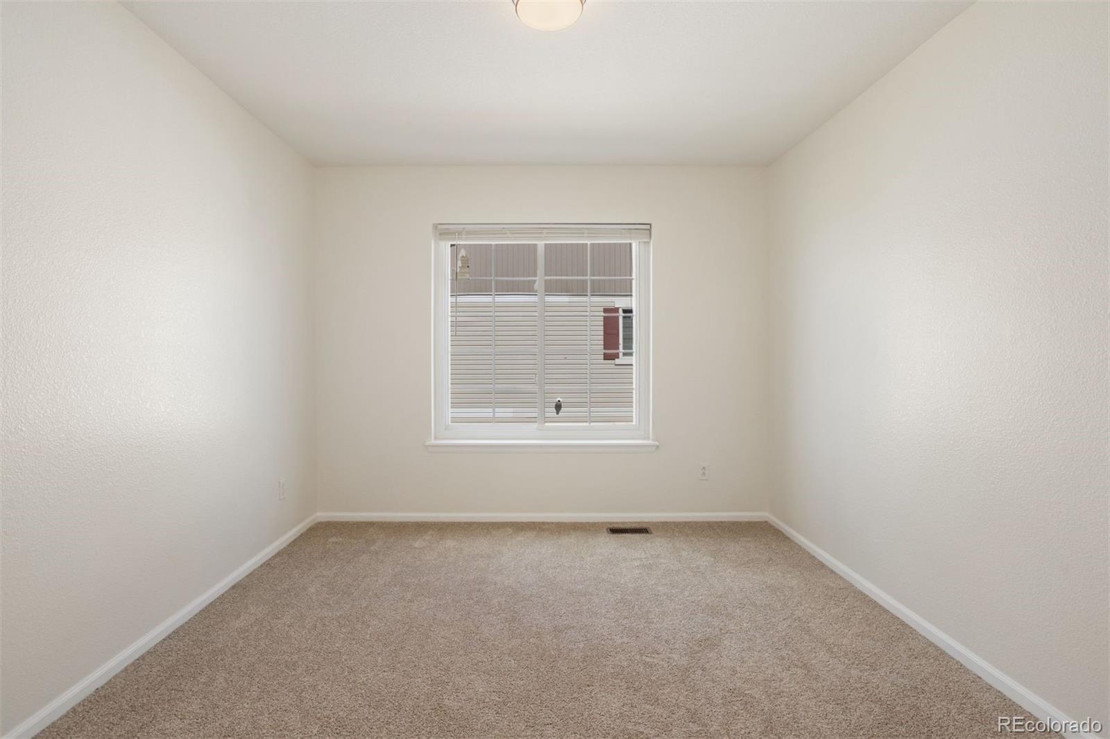 5183 Netherland Street