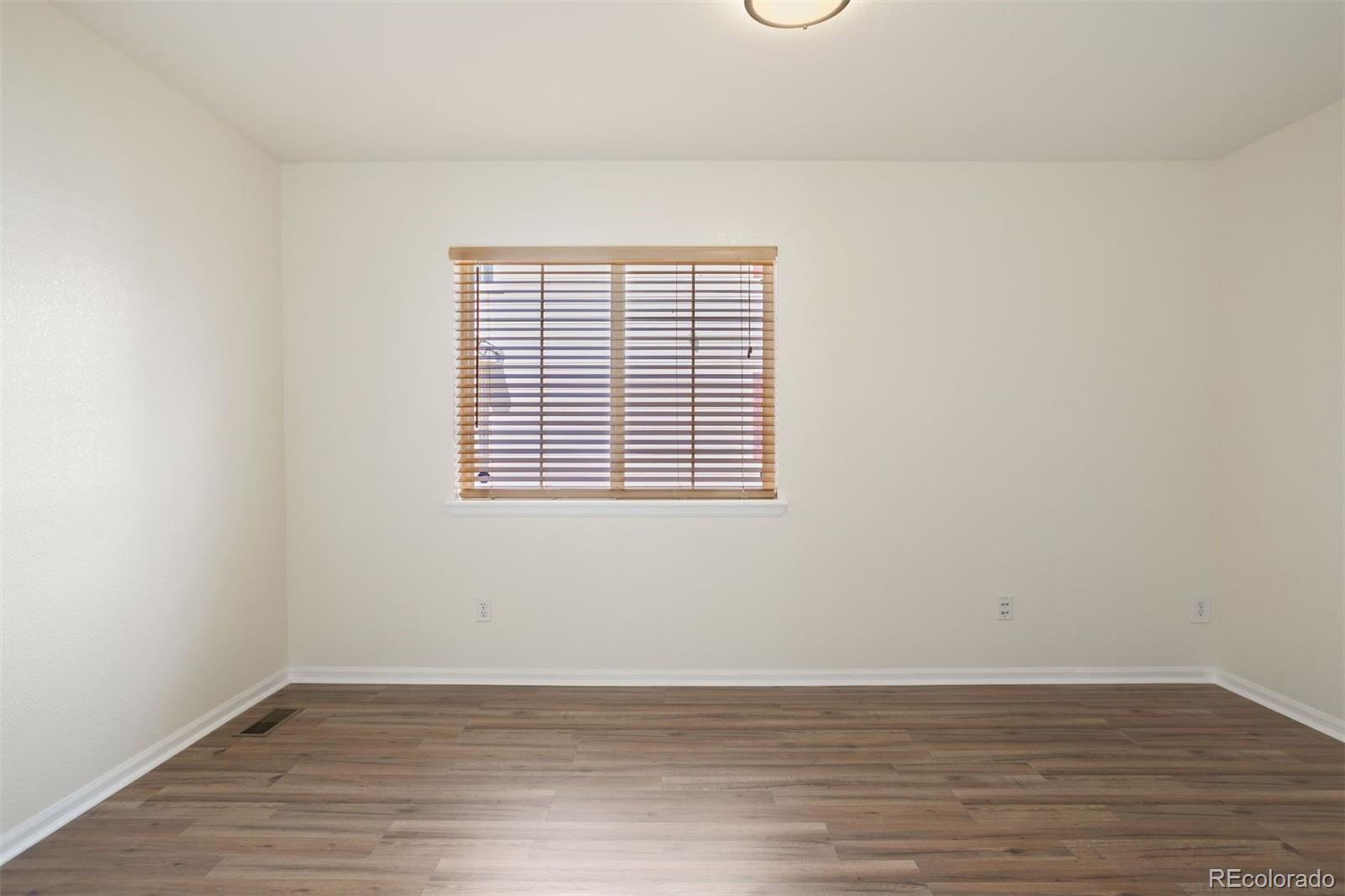 5183 Netherland Street