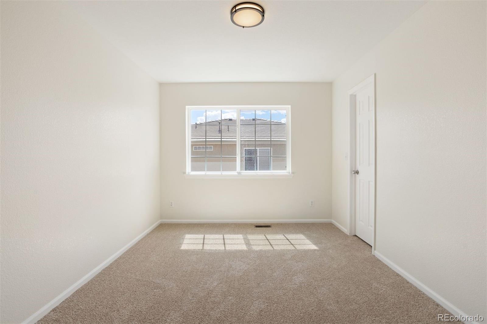 5183 Netherland Street