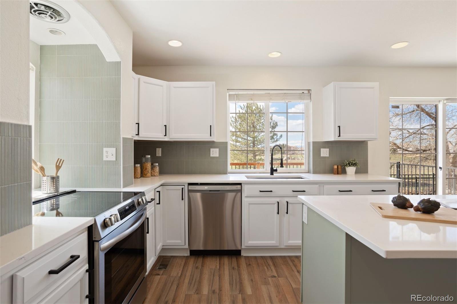 5183 Netherland Street