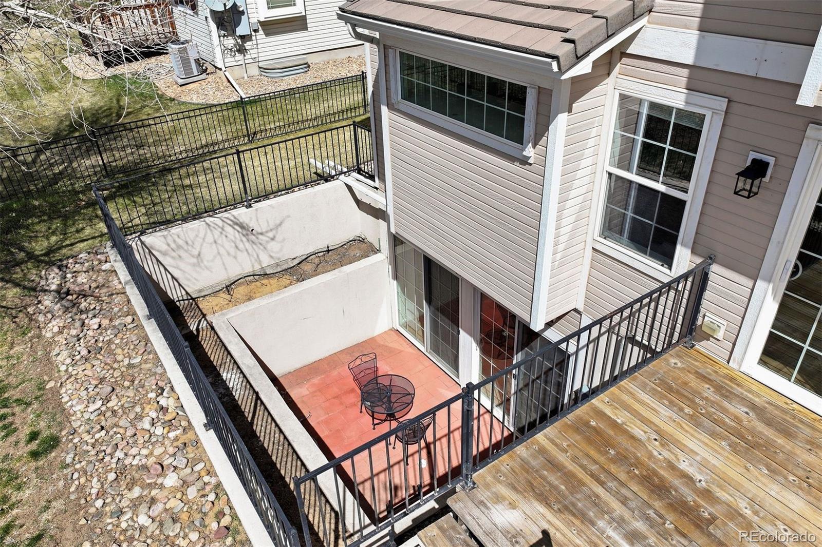 5183 Netherland Street