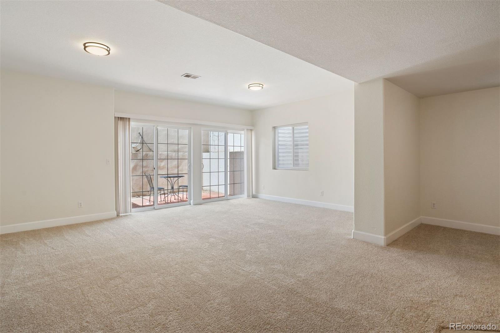 5183 Netherland Street