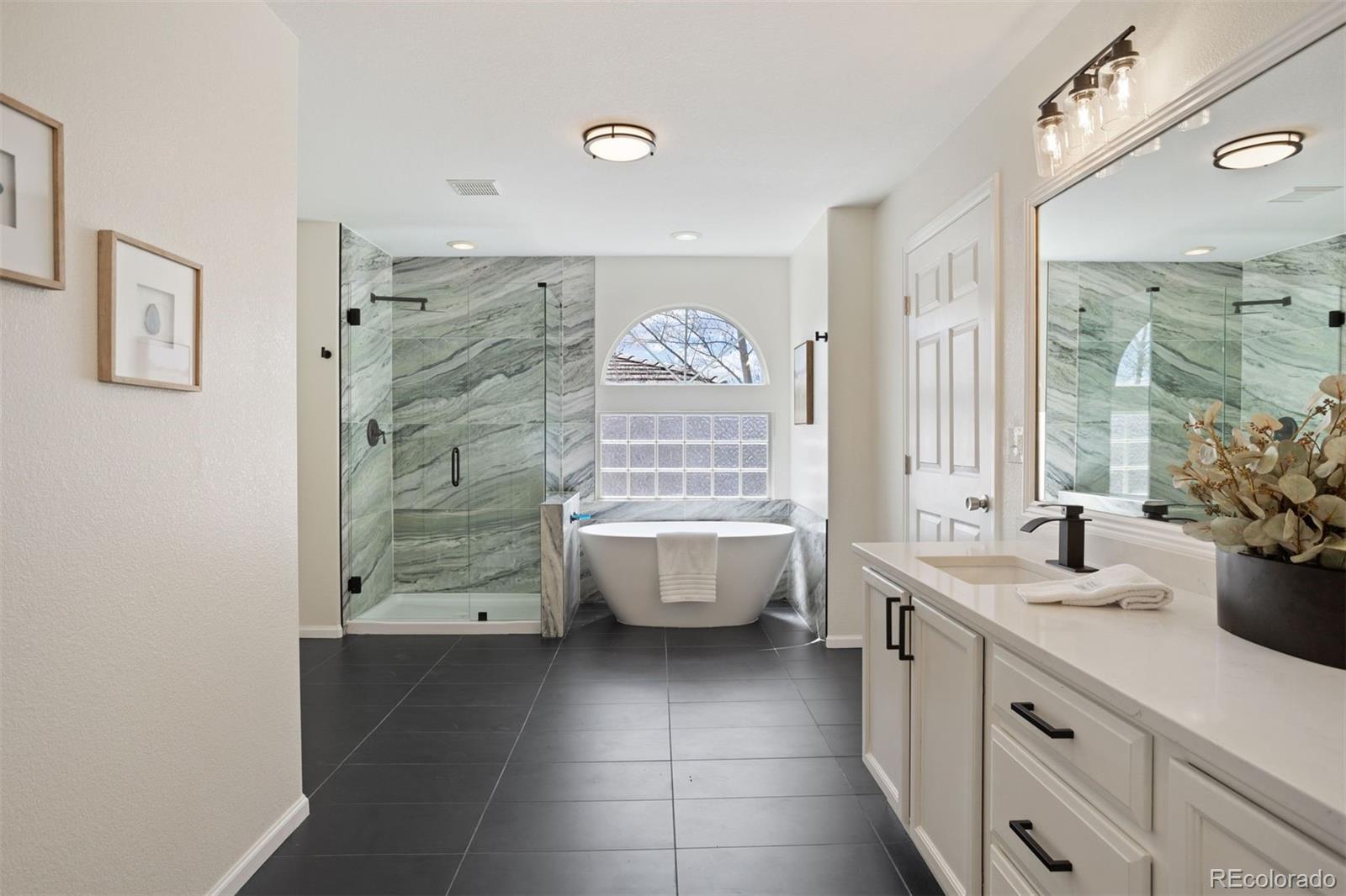 5183 Netherland Street