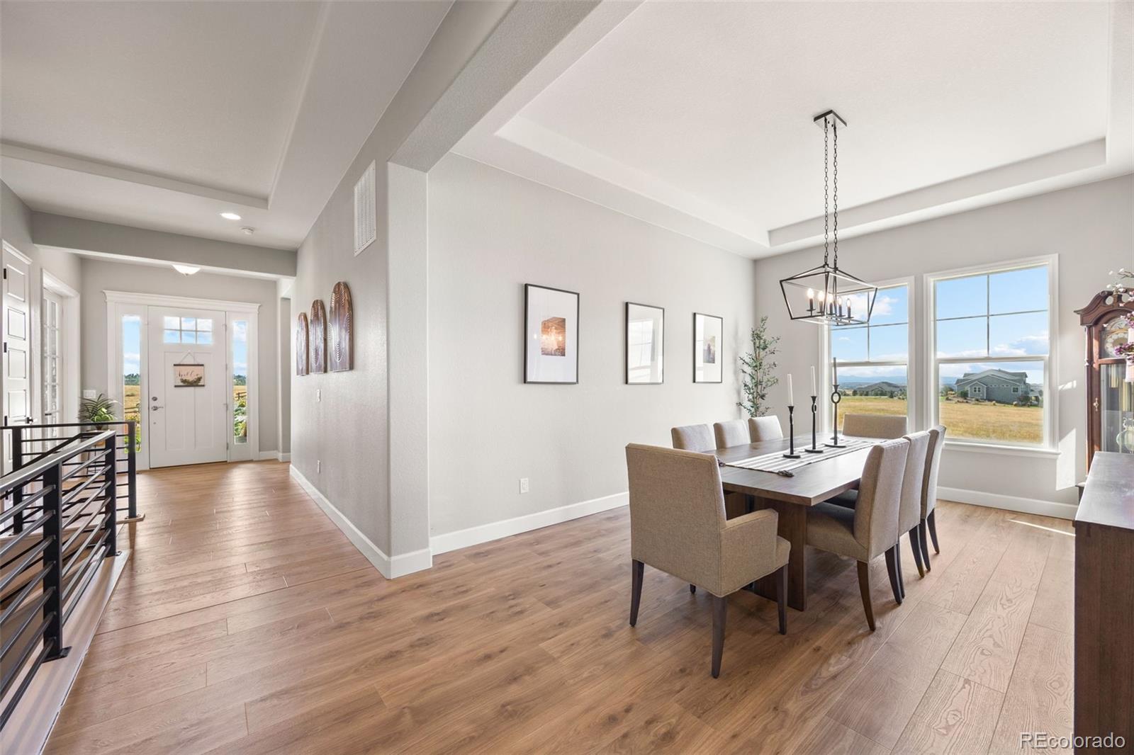 9141 Red Primrose Street