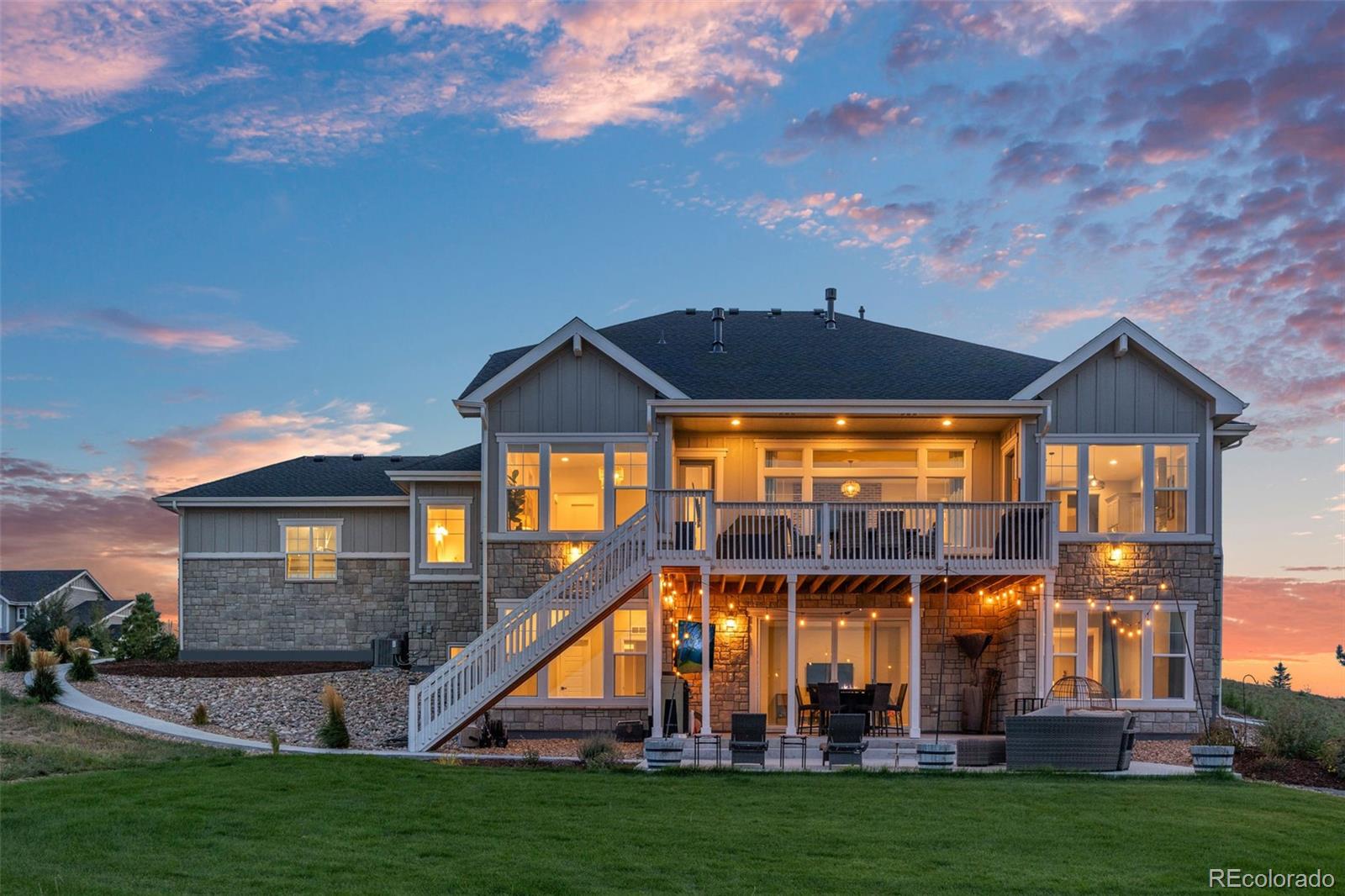 9141 Red Primrose Street