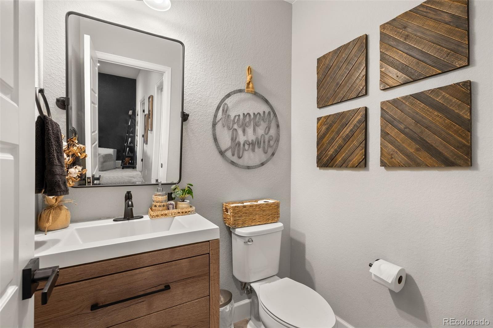 9141 Red Primrose Street