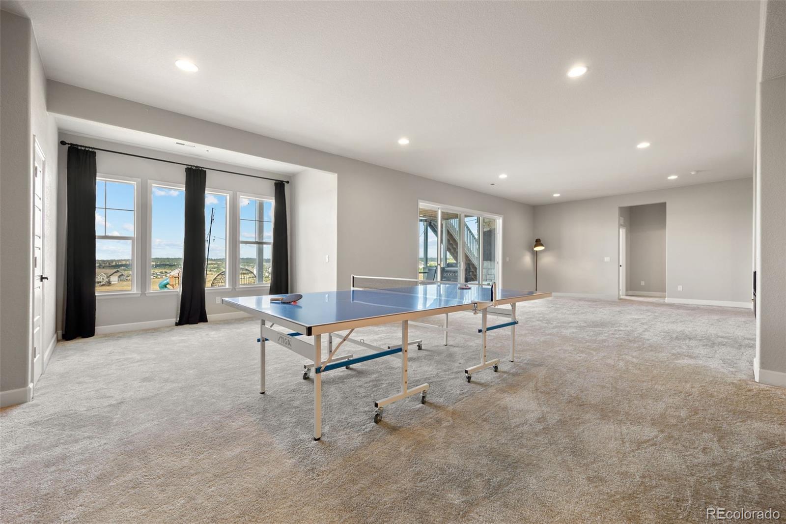 9141 Red Primrose Street