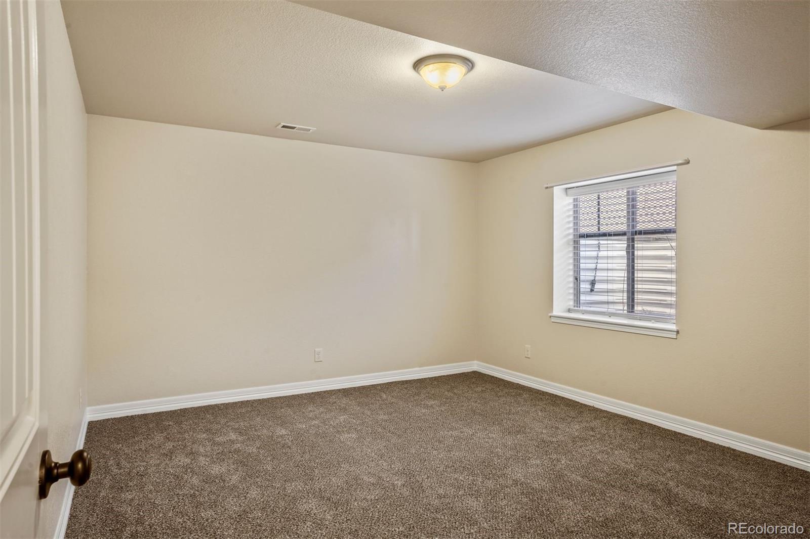 6238 Cumbre Vista Way