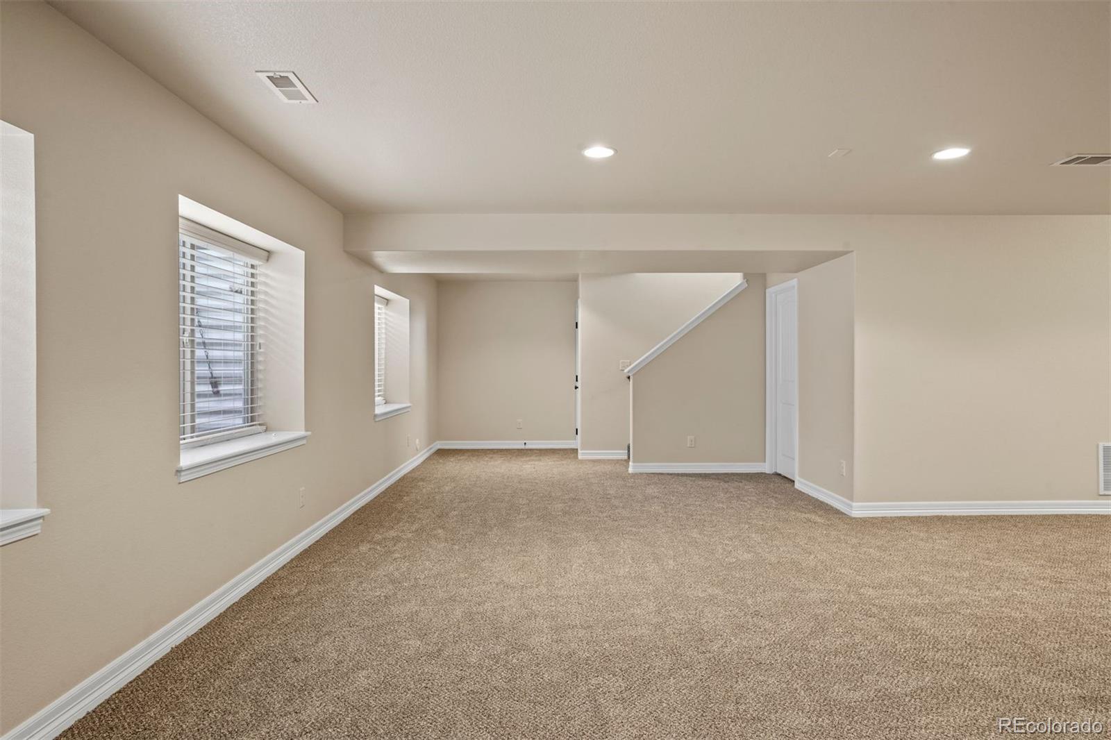 6238 Cumbre Vista Way