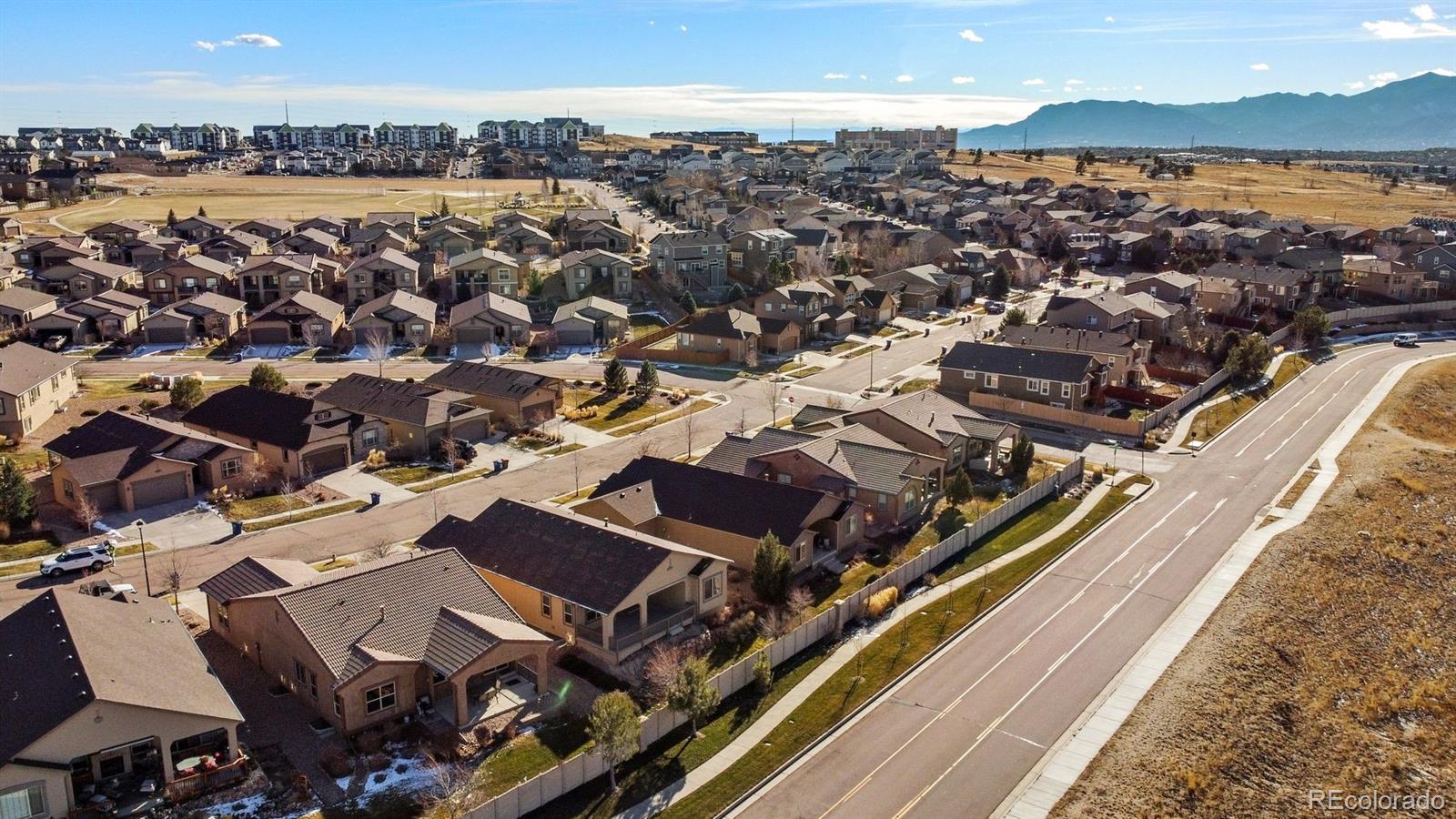 6238 Cumbre Vista Way