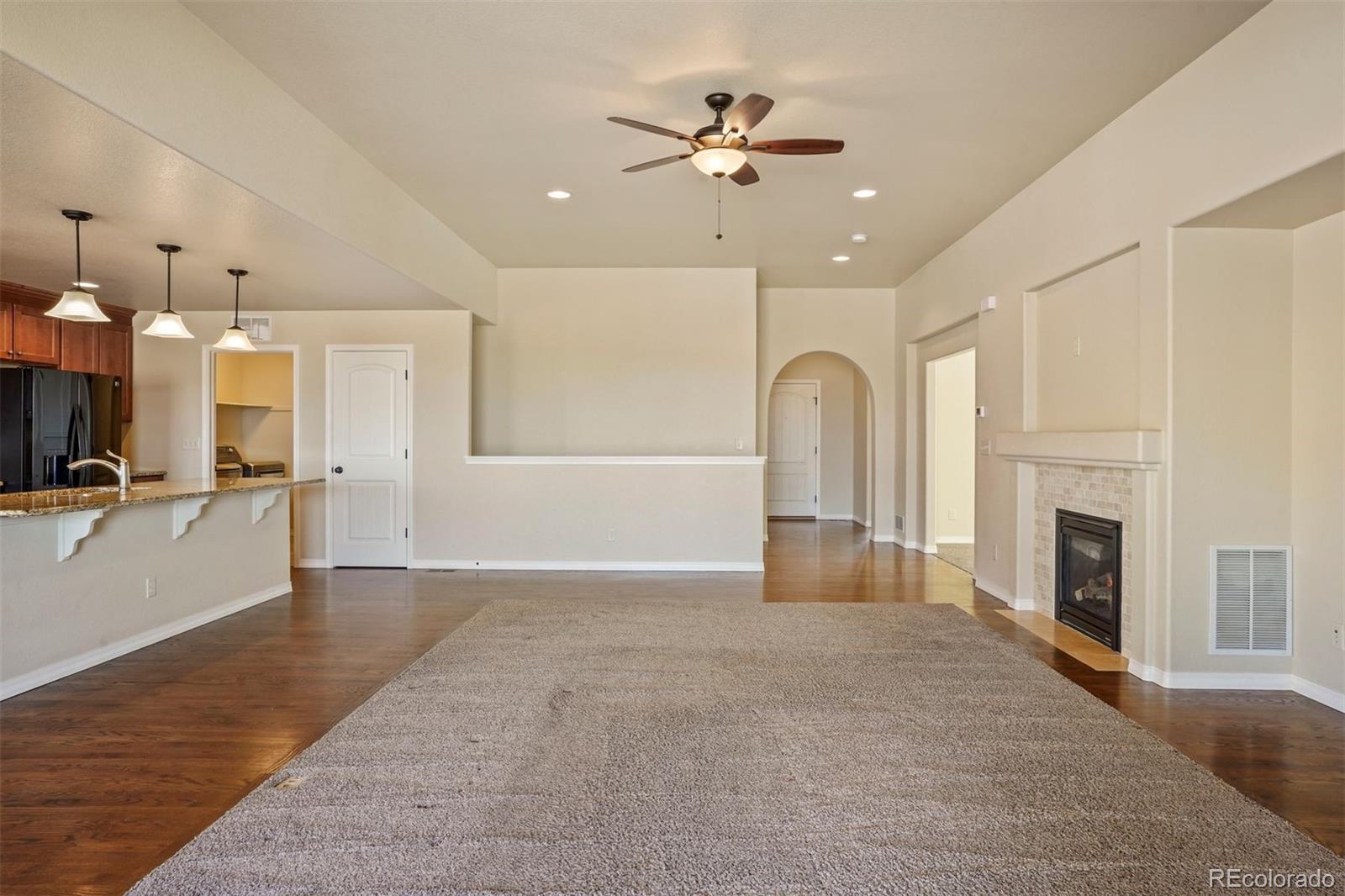 6238 Cumbre Vista Way