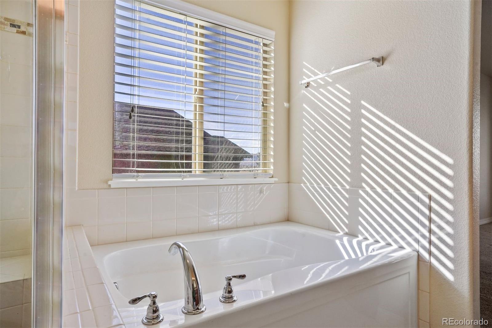 6238 Cumbre Vista Way