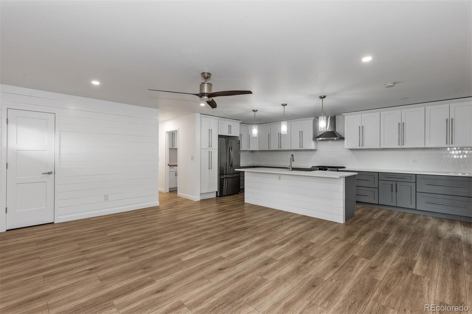 8767 Chase Drive Unit: 195