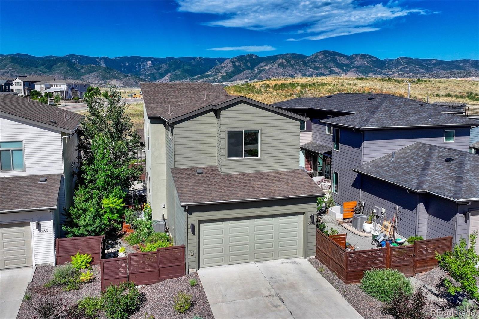 9568 Middle Fork Street
