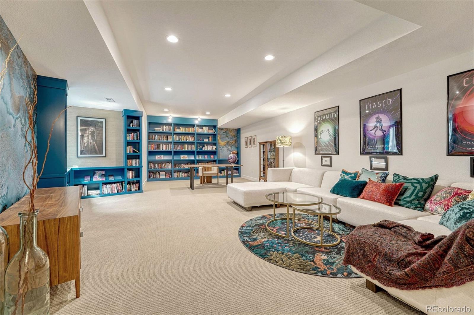 9568 Middle Fork Street