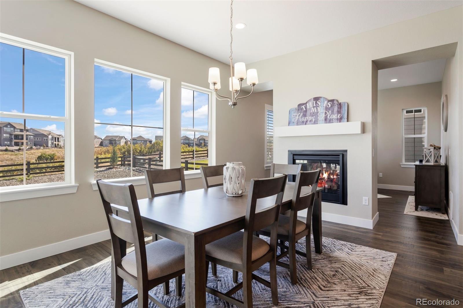 3077 Carabiner Street