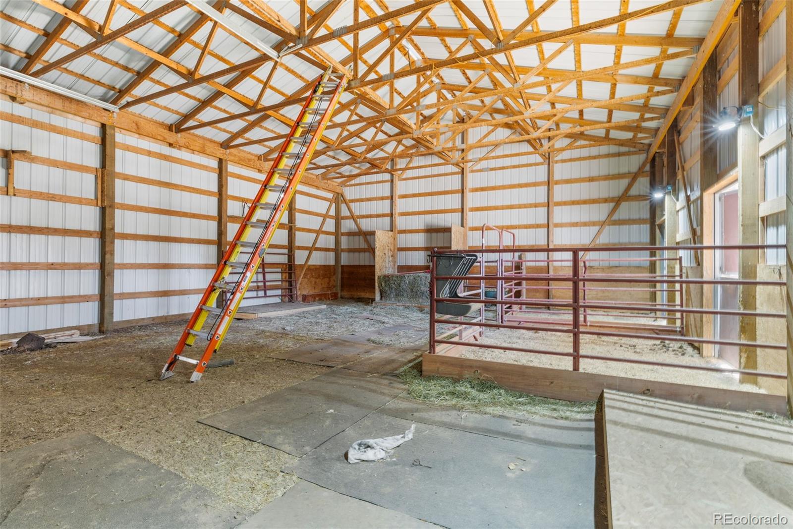 402 S County Road 129