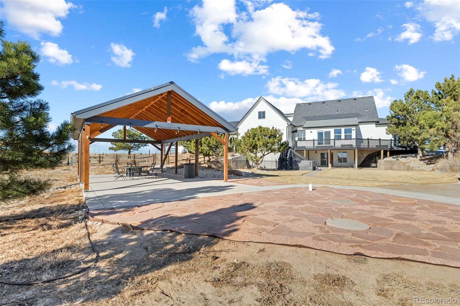 402 S County Road 129